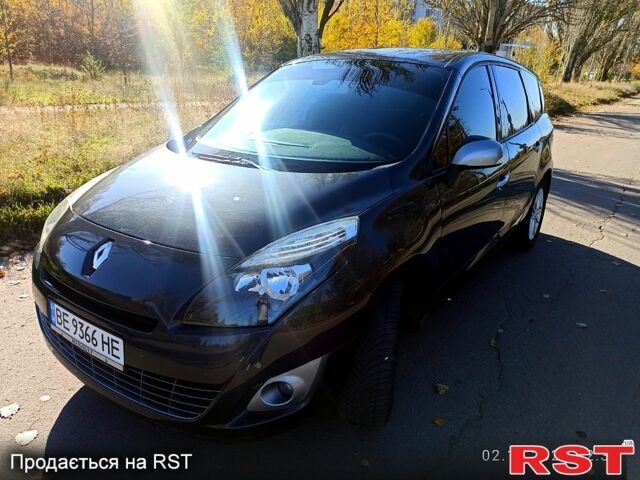 Серый Рено Гранд Сценик, объемом двигателя 1.4 л и пробегом 247 тыс. км за 6700 $, фото 5 на Automoto.ua