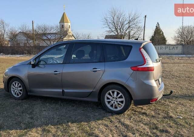 Серый Рено Гранд Сценик, объемом двигателя 1.5 л и пробегом 320 тыс. км за 7600 $, фото 77 на Automoto.ua