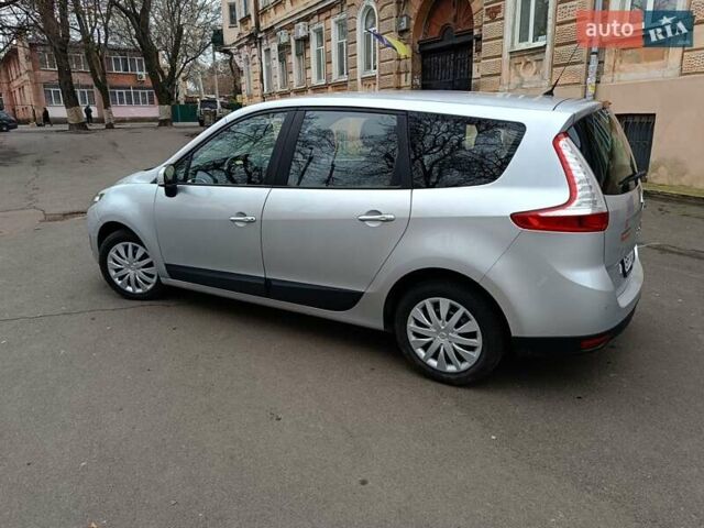Серый Рено Гранд Сценик, объемом двигателя 1.4 л и пробегом 180 тыс. км за 7250 $, фото 6 на Automoto.ua
