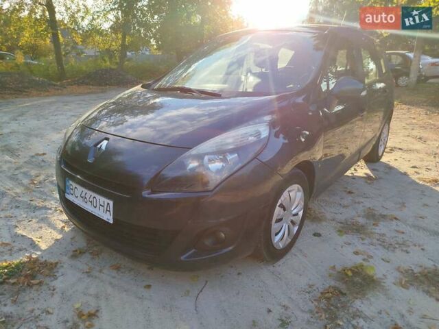 Серый Рено Гранд Сценик, объемом двигателя 1.5 л и пробегом 260 тыс. км за 5900 $, фото 3 на Automoto.ua