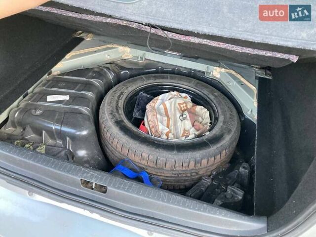 Серый Рено Гранд Сценик, объемом двигателя 1.5 л и пробегом 300 тыс. км за 7300 $, фото 10 на Automoto.ua