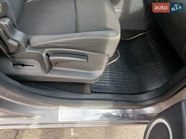 Серый Рено Гранд Сценик, объемом двигателя 1.5 л и пробегом 188 тыс. км за 8300 $, фото 36 на Automoto.ua