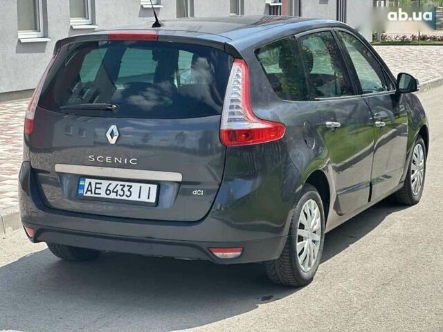 Серый Рено Гранд Сценик, объемом двигателя 1.5 л и пробегом 300 тыс. км за 7300 $, фото 8 на Automoto.ua
