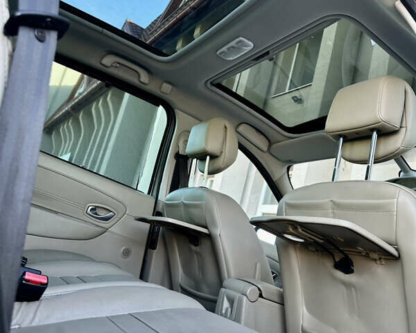 Серый Рено Гранд Сценик, объемом двигателя 2 л и пробегом 244 тыс. км за 7800 $, фото 46 на Automoto.ua