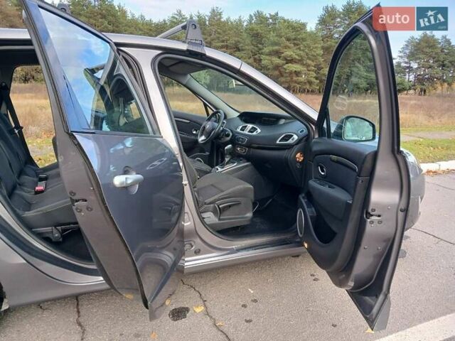 Серый Рено Гранд Сценик, объемом двигателя 1.5 л и пробегом 188 тыс. км за 8300 $, фото 55 на Automoto.ua