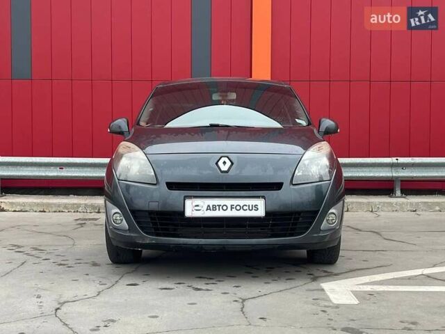 Серый Рено Гранд Сценик, объемом двигателя 1.46 л и пробегом 278 тыс. км за 8490 $, фото 2 на Automoto.ua