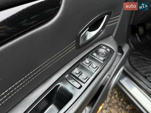 Серый Рено Гранд Сценик, объемом двигателя 1.6 л и пробегом 265 тыс. км за 7950 $, фото 18 на Automoto.ua