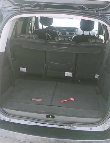 Серый Рено Гранд Сценик, объемом двигателя 1.5 л и пробегом 278 тыс. км за 7500 $, фото 12 на Automoto.ua