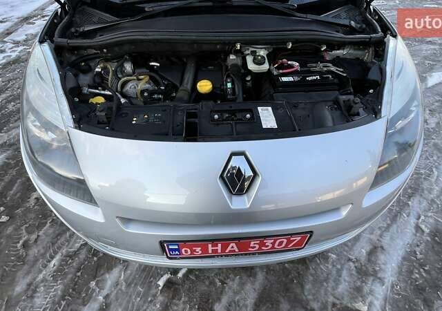 Сірий Рено Гранд Сценік, об'ємом двигуна 1.5 л та пробігом 392 тис. км за 7900 $, фото 3 на Automoto.ua