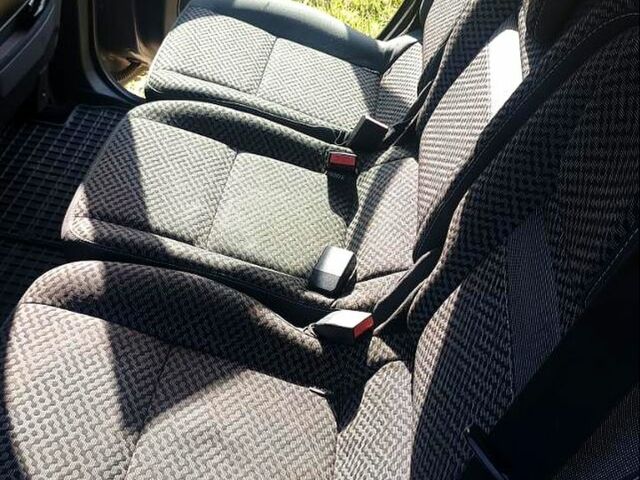 Серый Рено Гранд Сценик, объемом двигателя 1.5 л и пробегом 282 тыс. км за 6300 $, фото 6 на Automoto.ua