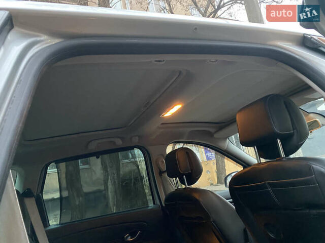Сірий Рено Гранд Сценік, об'ємом двигуна 1.87 л та пробігом 220 тис. км за 8000 $, фото 29 на Automoto.ua