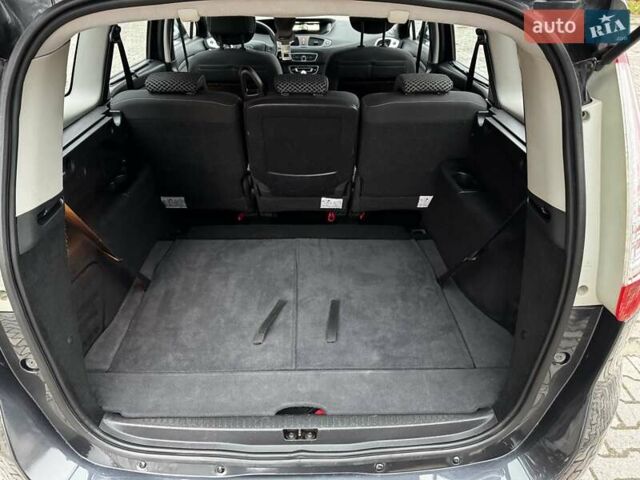 Сірий Рено Гранд Сценік, об'ємом двигуна 1.6 л та пробігом 218 тис. км за 7650 $, фото 32 на Automoto.ua