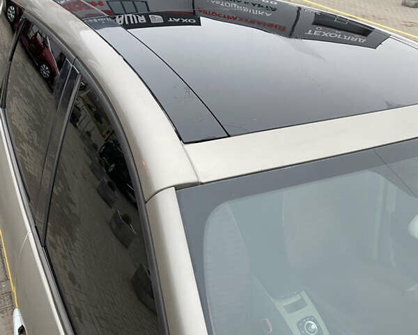 Серый Рено Гранд Сценик, объемом двигателя 1.46 л и пробегом 280 тыс. км за 8000 $, фото 2 на Automoto.ua