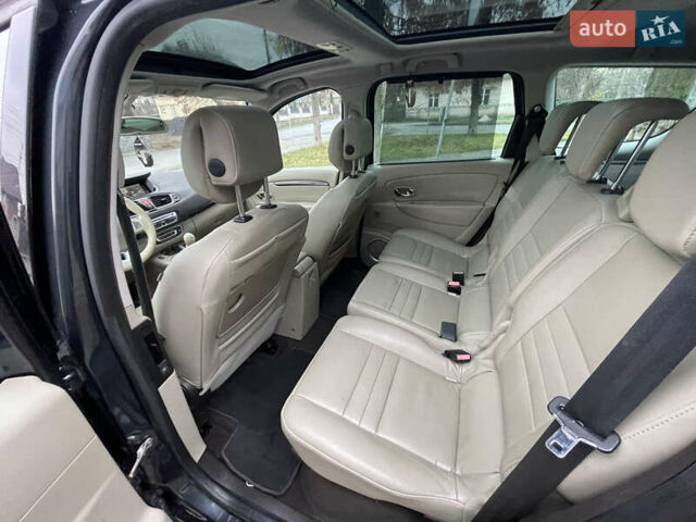 Серый Рено Гранд Сценик, объемом двигателя 1.6 л и пробегом 215 тыс. км за 6850 $, фото 34 на Automoto.ua