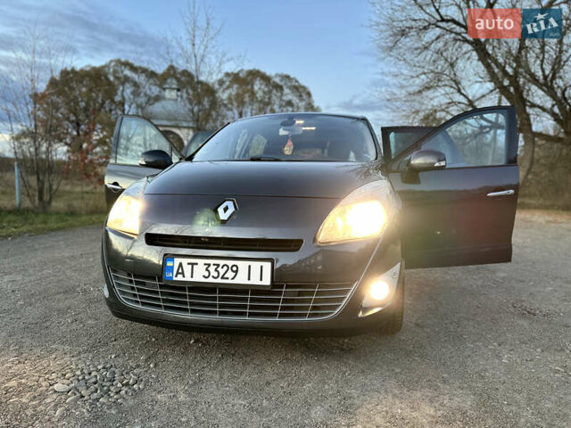 Серый Рено Гранд Сценик, объемом двигателя 1.5 л и пробегом 305 тыс. км за 7200 $, фото 27 на Automoto.ua