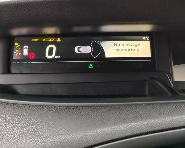 Серый Рено Гранд Сценик, объемом двигателя 1.5 л и пробегом 292 тыс. км за 6700 $, фото 15 на Automoto.ua