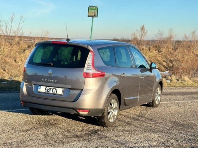 Серый Рено Гранд Сценик, объемом двигателя 1.5 л и пробегом 240 тыс. км за 7500 $, фото 5 на Automoto.ua