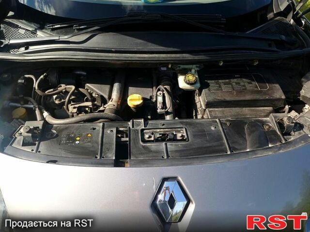 Серый Рено Гранд Сценик, объемом двигателя 1.5 л и пробегом 282 тыс. км за 6300 $, фото 8 на Automoto.ua