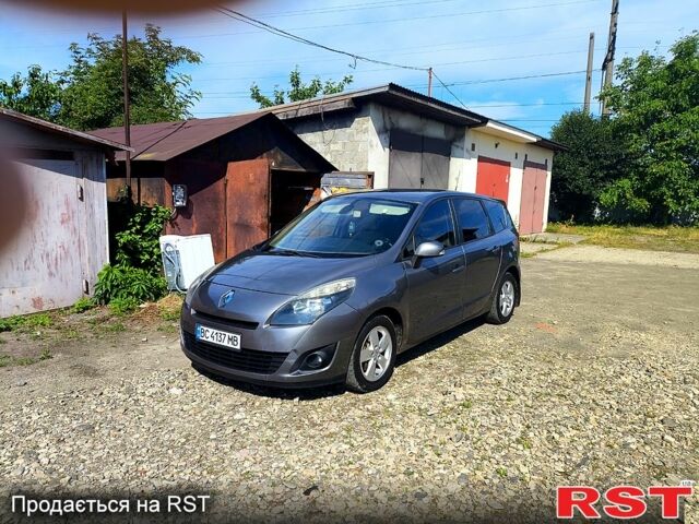 Рено Гранд Сценик 2011 в Стрые на Automoto.ua Серый Рено Гранд Сценик, объемом двигателя 1.5 л и пробегом 300 тыс. км за 6300 $, фото 6 на Automoto.ua