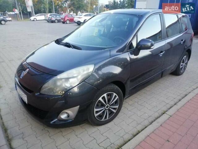 Рено Гранд Сценик 2011 в Житомире на Automoto.ua Серый Рено Гранд Сценик, объемом двигателя 1.6 л и пробегом 295 тыс. км за 6800 $, фото 2 на Automoto.ua