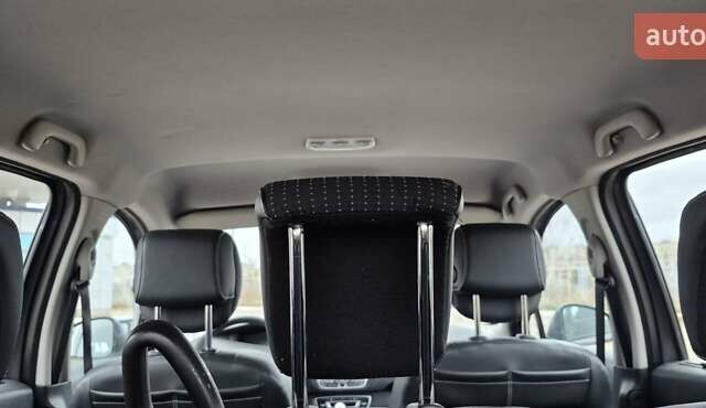 Серый Рено Гранд Сценик, объемом двигателя 1.6 л и пробегом 149 тыс. км за 8500 $, фото 36 на Automoto.ua