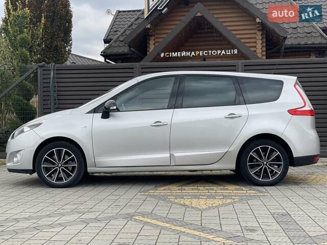 Серый Рено Гранд Сценик, объемом двигателя 2 л и пробегом 249 тыс. км за 8450 $, фото 13 на Automoto.ua