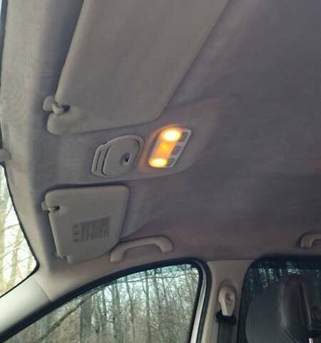 Серый Рено Гранд Сценик, объемом двигателя 1.6 л и пробегом 335 тыс. км за 7400 $, фото 39 на Automoto.ua