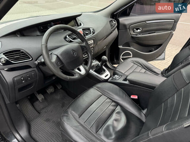 Серый Рено Гранд Сценик, объемом двигателя 1.9 л и пробегом 330 тыс. км за 6650 $, фото 9 на Automoto.ua