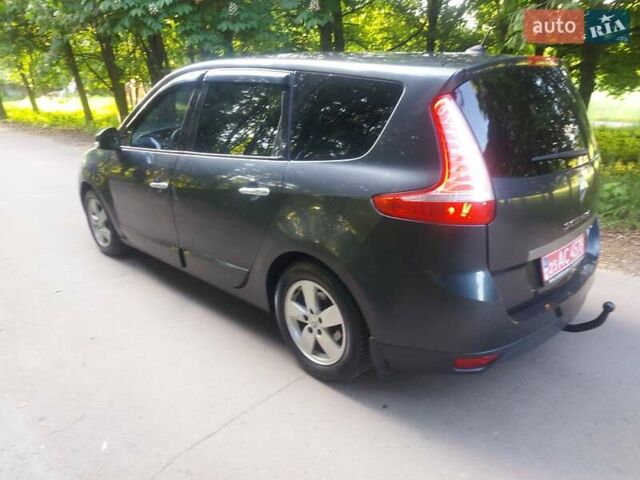 Сірий Рено Гранд Сценік, об'ємом двигуна 0 л та пробігом 216 тис. км за 6700 $, фото 6 на Automoto.ua