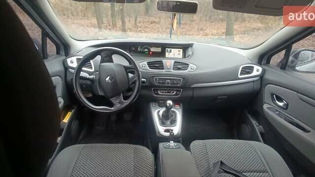 Серый Рено Гранд Сценик, объемом двигателя 1.5 л и пробегом 240 тыс. км за 7600 $, фото 14 на Automoto.ua