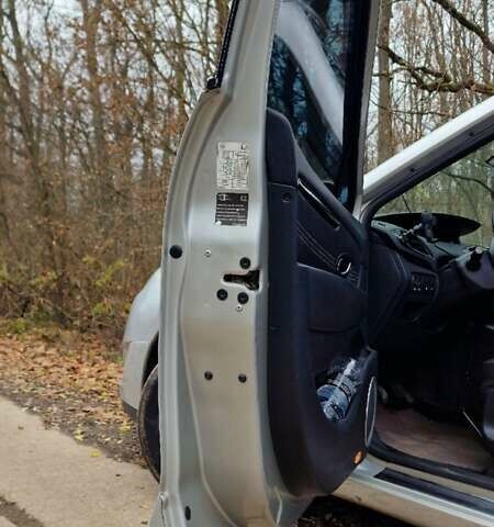 Серый Рено Гранд Сценик, объемом двигателя 1.6 л и пробегом 335 тыс. км за 7400 $, фото 51 на Automoto.ua