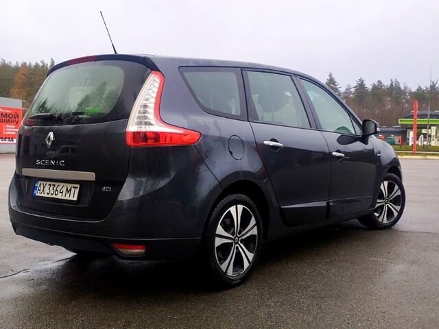 Серый Рено Гранд Сценик, объемом двигателя 1.6 л и пробегом 235 тыс. км за 7250 $, фото 4 на Automoto.ua