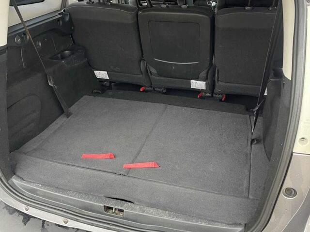 Серый Рено Гранд Сценик, объемом двигателя 1.5 л и пробегом 277 тыс. км за 6900 $, фото 7 на Automoto.ua