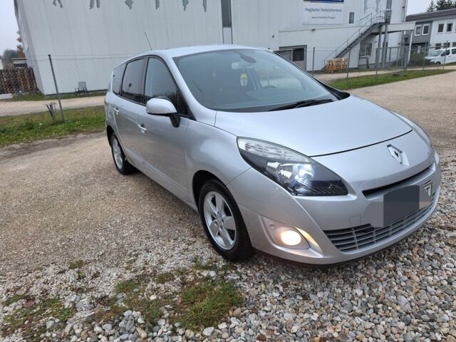 Серый Рено Гранд Сценик, объемом двигателя 1.5 л и пробегом 218 тыс. км за 7650 $, фото 1 на Automoto.ua