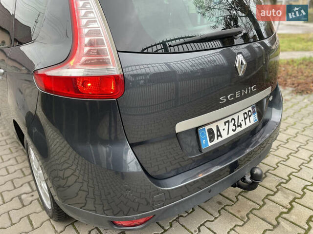 Серый Рено Гранд Сценик, объемом двигателя 1.6 л и пробегом 215 тыс. км за 6850 $, фото 13 на Automoto.ua