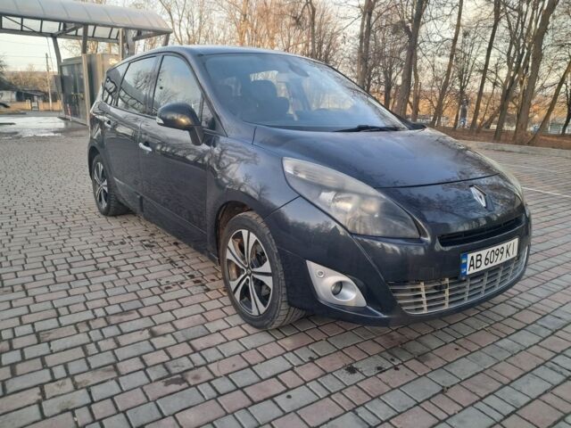 Серый Рено Гранд Сценик, объемом двигателя 1.6 л и пробегом 306 тыс. км за 6500 $, фото 21 на Automoto.ua