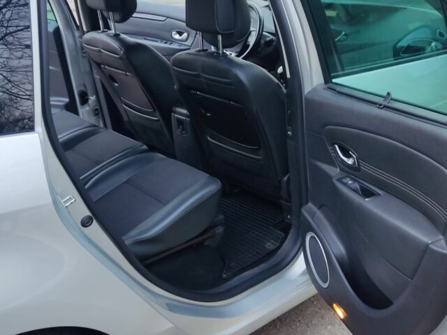 Серый Рено Гранд Сценик, объемом двигателя 1.6 л и пробегом 310 тыс. км за 7300 $, фото 16 на Automoto.ua