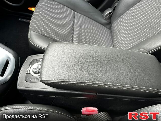 Серый Рено Гранд Сценик, объемом двигателя 1.6 л и пробегом 268 тыс. км за 8100 $, фото 11 на Automoto.ua