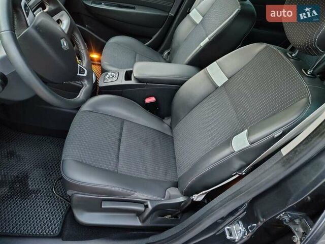 Серый Рено Гранд Сценик, объемом двигателя 1.46 л и пробегом 318 тыс. км за 7800 $, фото 11 на Automoto.ua