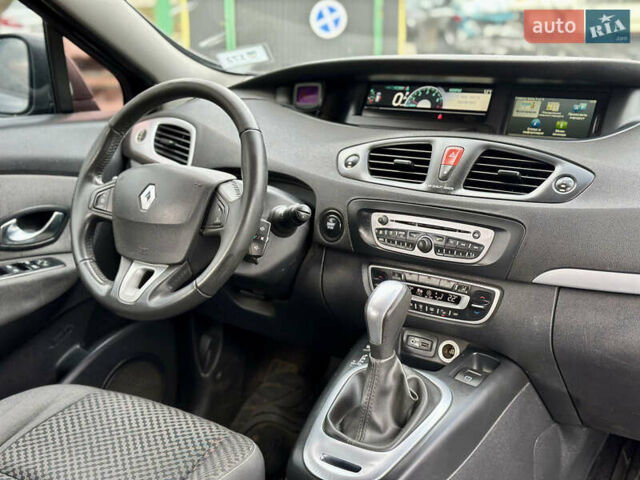 Рено Гранд Сценик 2011 в Киеве на Automoto.ua Серый Рено Гранд Сценик, объемом двигателя 1.46 л и пробегом 277 тыс. км за 8300 $, фото 16 на Automoto.ua