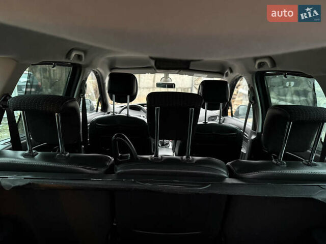 Серый Рено Гранд Сценик, объемом двигателя 1.6 л и пробегом 265 тыс. км за 7950 $, фото 41 на Automoto.ua