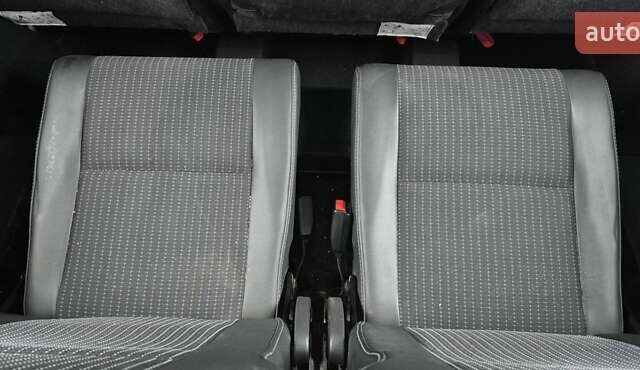 Серый Рено Гранд Сценик, объемом двигателя 1.6 л и пробегом 149 тыс. км за 8500 $, фото 35 на Automoto.ua