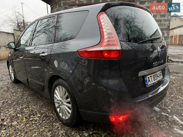 Серый Рено Гранд Сценик, объемом двигателя 1.6 л и пробегом 265 тыс. км за 7950 $, фото 5 на Automoto.ua
