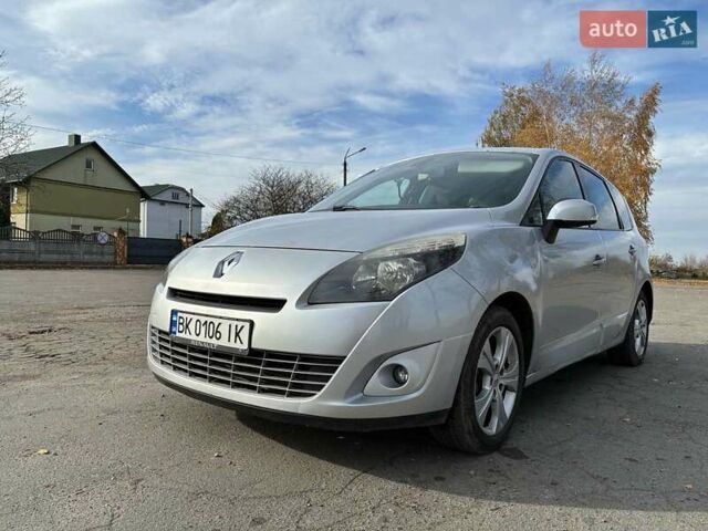 Сірий Рено Гранд Сценік, об'ємом двигуна 1.46 л та пробігом 193 тис. км за 6799 $, фото 1 на Automoto.ua