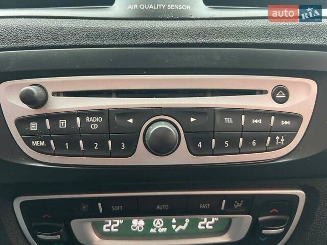 Серый Рено Гранд Сценик, объемом двигателя 1.46 л и пробегом 278 тыс. км за 8490 $, фото 27 на Automoto.ua