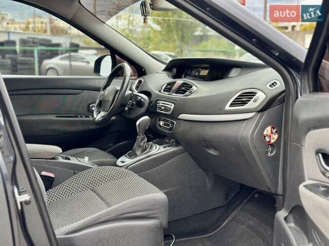 Рено Гранд Сценик 2011 в Киеве на Automoto.ua Серый Рено Гранд Сценик, объемом двигателя 1.46 л и пробегом 277 тыс. км за 8300 $, фото 17 на Automoto.ua