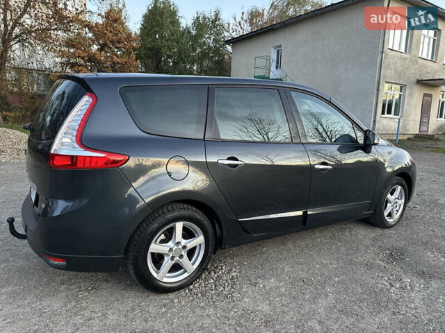 Серый Рено Гранд Сценик, объемом двигателя 1.5 л и пробегом 305 тыс. км за 7200 $, фото 4 на Automoto.ua