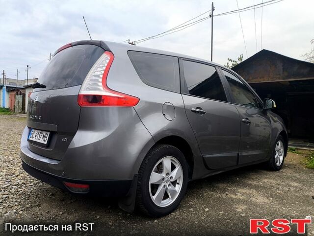 Рено Гранд Сценик 2011 в Стрые на Automoto.ua Серый Рено Гранд Сценик, объемом двигателя 1.5 л и пробегом 300 тыс. км за 6300 $, фото 3 на Automoto.ua