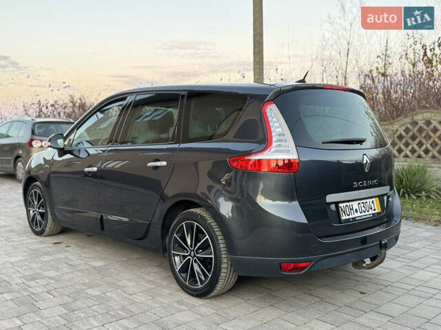 Серый Рено Гранд Сценик, объемом двигателя 1.6 л и пробегом 265 тыс. км за 7999 $, фото 5 на Automoto.ua