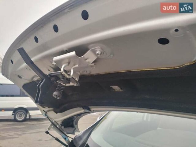 Рено Гранд Сценик 2011 в Чернигове на Automoto.ua Серый Рено Гранд Сценик, объемом двигателя 1.5 л и пробегом 220 тыс. км за 8500 $, фото 23 на Automoto.ua